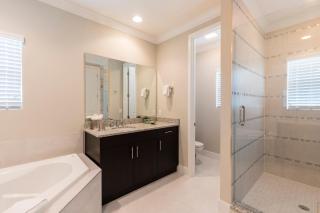 LE580X Liberty Square - Kissimmee - 2