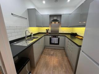 Glastonbury Gem, 2 Bedroom Apt, Sleeps Up To 5 - Glastonbury - 9