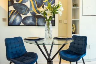 Studio in downtown with Burj Khalifa and city view - 4