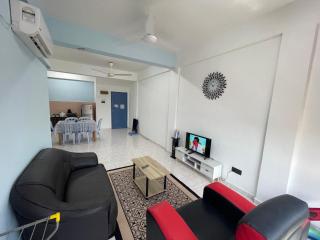 Quiet Corner 3 ROOMS FULL AIRCOND & NETFLIX by EZYROOM MELAKA - Ayer Keroh - 5