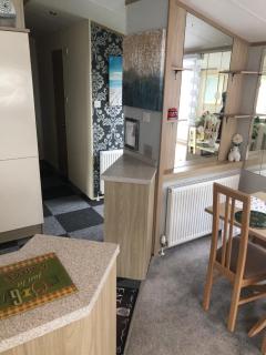 Seabreeze, Utopia, walking distance to beach, 5 Star Shorefield Country Park, Milford on Sea, Shorefield Road, SO41 0LH, United Kingdom - Milford on Sea - 1