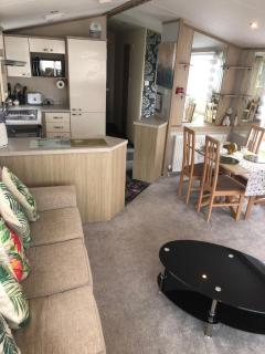 Seabreeze, Utopia, walking distance to beach, 5 Star Shorefield Country Park, Milford on Sea, Shorefield Road, SO41 0LH, United Kingdom - Milford on Sea - 7