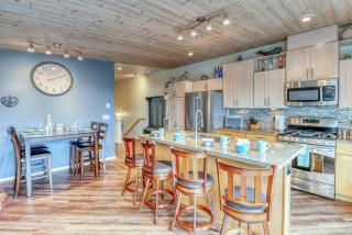 Luxury Oceanview Escape in Depoe Bay Book Your Stay at Tranquility Cove - 1