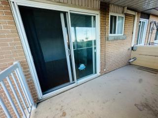 Central Laval - beautiful 2 bedrooms house with parking on 1st floor - 31 days minimum - Laval - 3