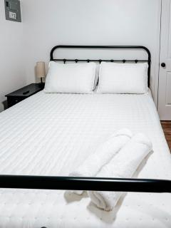 Downtown OS 2bed 1 bath with pool and close to the beach - 3