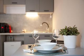 Barbaras Modern Apartment - 3