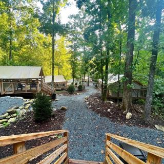 Outdoor Adventure Retreats - Wilderness Cove Campground - Saluda - 3