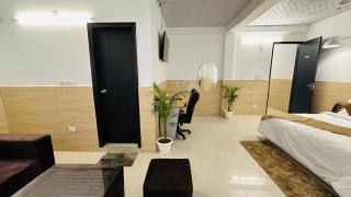 Hotel Relax Inn- Noida Sector 27- Managed by Oxygen Hospitality - 3