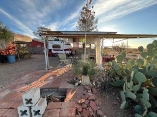 Hole in the Wall Getaway - USA Mexico Border Campsite - Columbus - 6