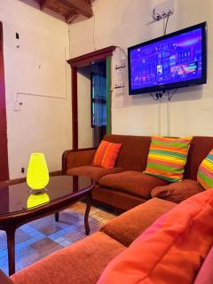 Galicia, cabaña junto a un bosque y a Cascada - 2