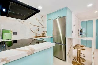 2-Min to Beach, Upscale Enclave - 1