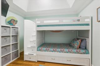 New Rental Modern Villa Near Beach - 6