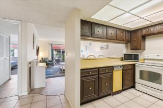 Charming Beach Condo in St Augustine - 2