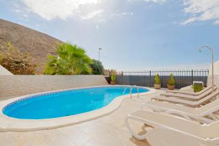 Townhouse with private pool! - Arona - 7