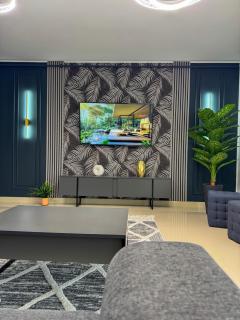 The Grand Estate - 0