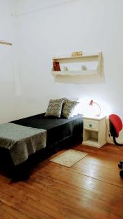 Departamento MENSUAL 3 HABITACIONES ideal para universitarios-comodo y centrico - Buenos Aires - 2