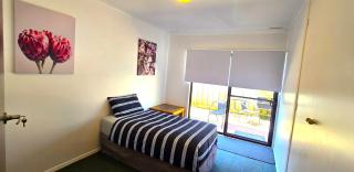 3 Bed Apt close to Nuns Beach - 7
