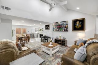 Frisco Getaway Hometel w the Spa and Outdoor Kitchen - Frisco - 0