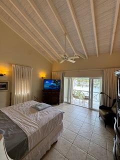 Waterfront Luxe Townhouse - Rodney Bay Village - 0