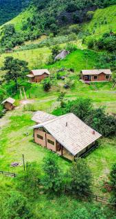 Chalé Araucária- Vale das Pedras MG - 2