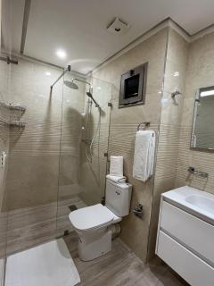 Modern Apartment with Fully Equipped Kitchen Perfect Location in Marrakech - Marrakech - 4