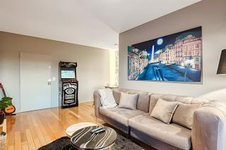 Top Ubicacion Vistas al Campo de Polo y Piscina! - 1