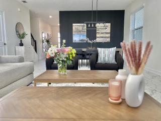 Modern Oasis -The Perfect Retreat at ChampionsGate - 5