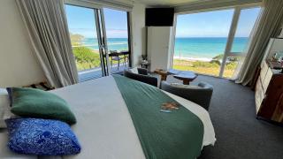 View With A Room NZ - Boutique Beachfront Accommodation on the Great Coast Road - Runanga - 8