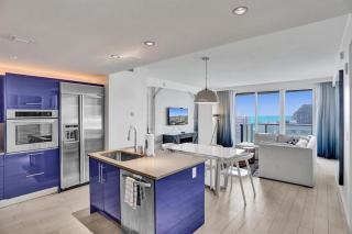 Luxury Beachfront Two Bedroom Condo - W Residences - Fort Lauderdale - 7