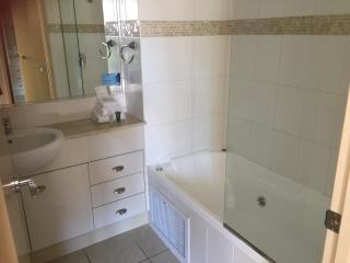 Mariners Resort Kings Beach - Caloundra - 1