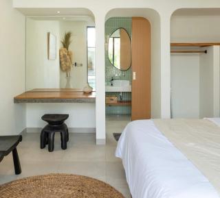 Elegant 3 Bed Ensuite Pool Villa, Sleeps 6 - Canggu - 6