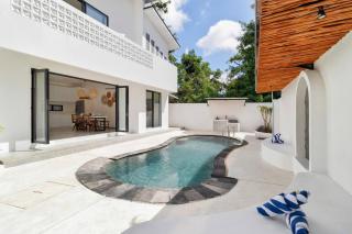 Great Value 2 Bed Villa, Sleeps 4, Fast Wifi - Bingin Beach - 0
