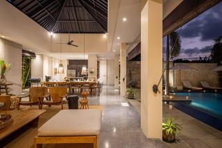 Canggu 4 Bed, Sleep Up To 10, Chef, Butler, Cinema - Canggu - 4