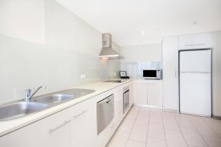 Coastal 1-Bed Escape Located in Twin Towns - Tweed Heads - 2