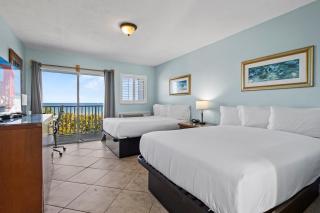 Oceanfront Inn Room #18- Ocean View Balcony 2 Full Beds - Fort Pierce - 0