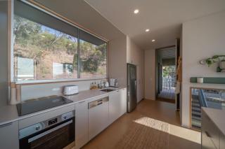 Cantilever House - Town of 1770 - Seventeen Seventy - 1