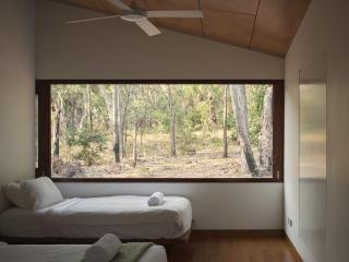 Drewhouse The Pods - Sunrise at 1770 - Agnes Water - 1
