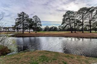Beautiful 1500 s f 3 Bd - 2 Ba condo overlooking stream and golf course - Myrtle Beach - 6