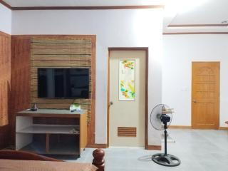 R & J Homestay in Naga Cebu - Tina-an - 7
