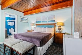 Oceanfront Inn Room #9 - Inlet View - King Bed - Fort Pierce - 0