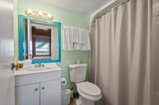 Oceanfront Inn Room #7 - Partial Ocean View - King Bed - Fort Pierce - 7