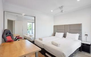 Comfort Two Bedroom Apartment in Heart Southport - Gold Coast - 4