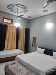 Navbharat Homestay - Faizābād - 5