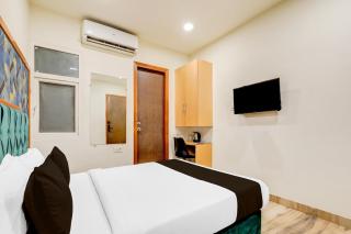 Super Townhouse Hotel Silver Saffron - 4