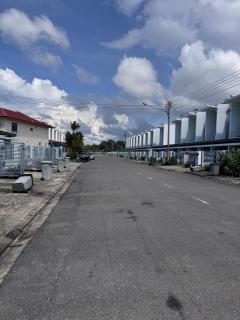 Spacious Miri First House - 6