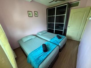 Spacious Miri First House - Miri - 2