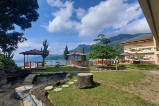 Hermina Hotel - Parapat - 0