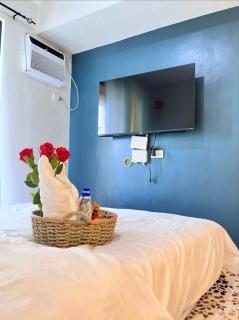 Aleckzandra 2nd Floor Minimalist Suite Near Tourist Spots - Tagaytay - 9