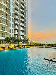 5 Modern Chic Studio - Iloilo - 3
