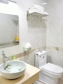 Emeishan Moon Bay Hotel - 7